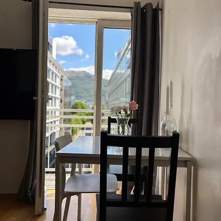 Daire In The Middle Of Centre!