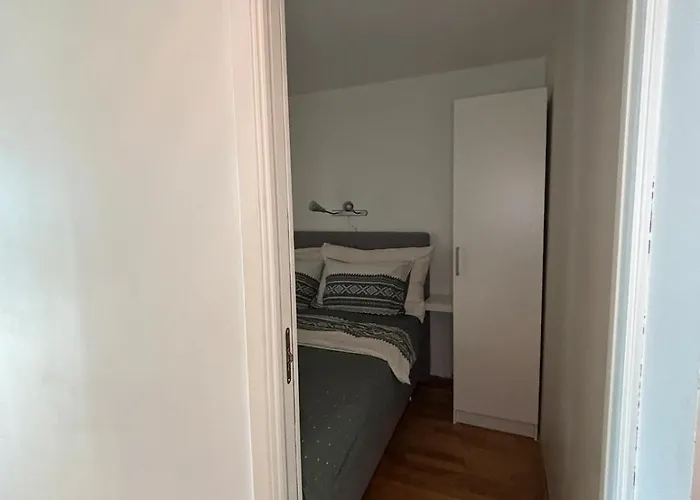 In The Middle Of Centre! Апартаменты Берген